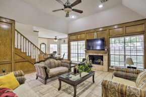 Spacious Houston Getaway about 23 Mi to Downtown!